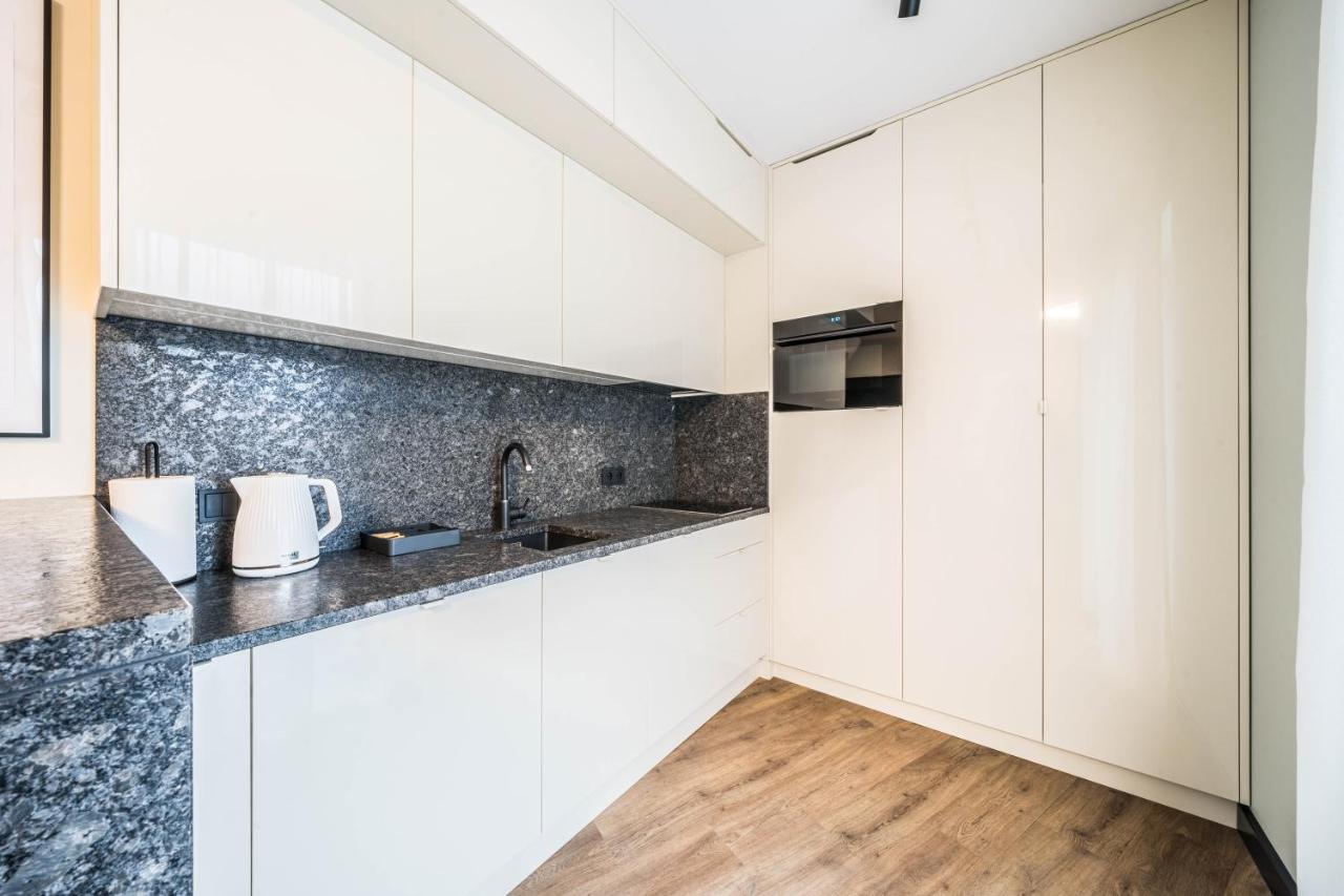 Rent Like Home - Krysiewicza 3 พอซนาน ภายนอก รูปภาพ